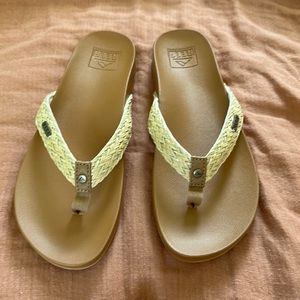 Reef soft cushion flip flops